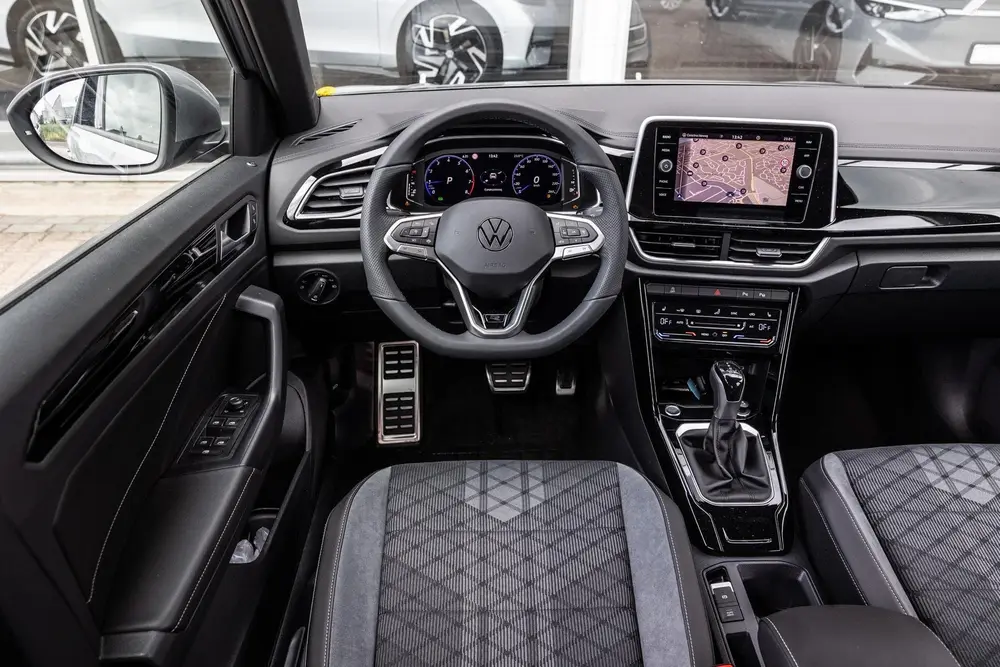 Volkswagen T-Roc 1.5 TSI 150pk DSG R-Line Edition | Winter P uit 2025, foto 19