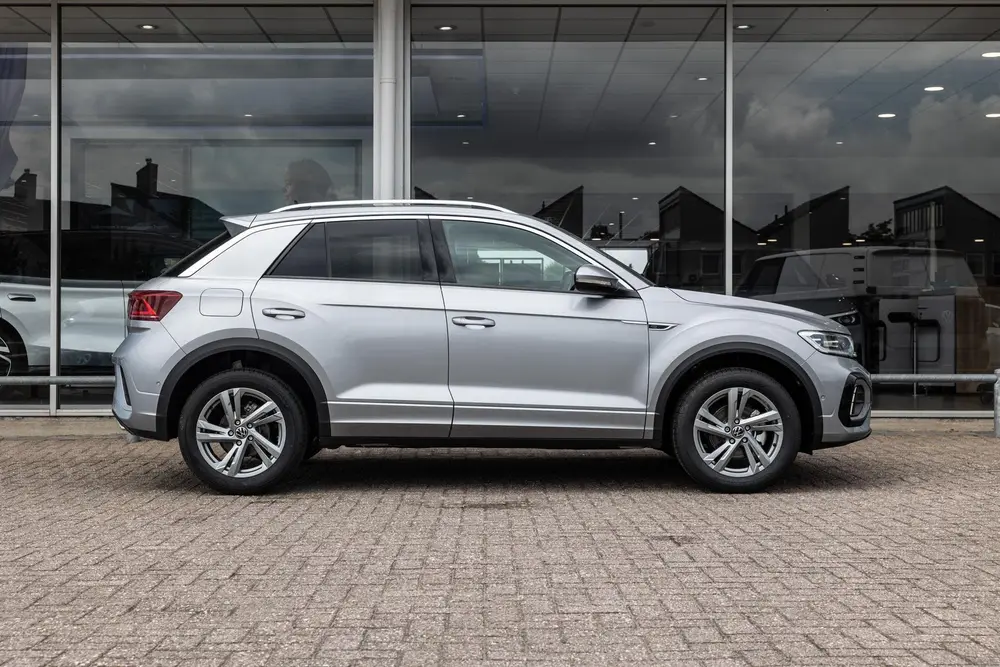 Volkswagen T-Roc 1.5 TSI 150pk DSG R-Line Edition | Winter P uit 2025, foto 3