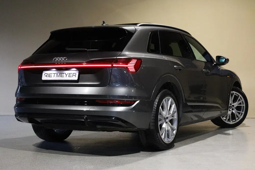 Audi e-tron 55 quattro Advanced S Line 95 kWh uit 2023, foto 13