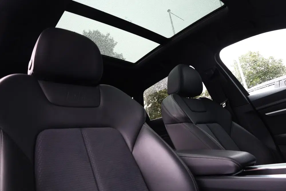 Audi e-tron 55 quattro Advanced S Line 95 kWh uit 2023, foto 5