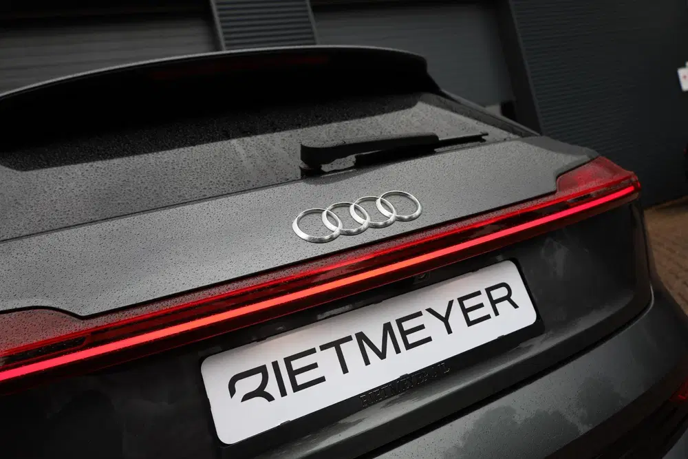Audi e-tron 55 quattro Advanced S Line 95 kWh uit 2023, foto 7