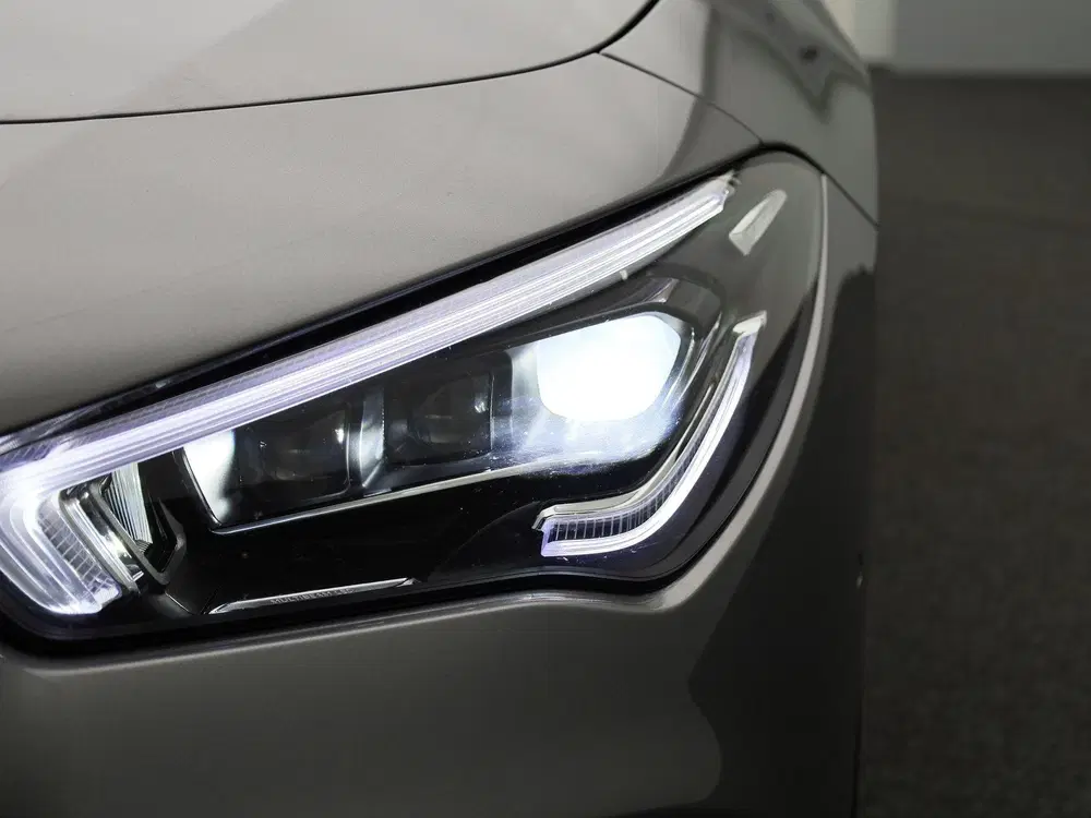 Mercedes-Benz CLA 180 Business Solutio uit 2022, foto 13