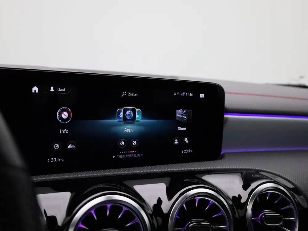 Mercedes-Benz CLA 180 Business Solutio uit 2022, foto 17