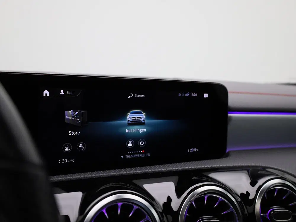 Mercedes-Benz CLA 180 Business Solutio uit 2022, foto 18