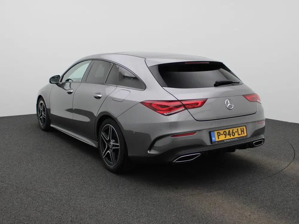 Mercedes-Benz CLA 180 Business Solutio uit 2022, foto 2