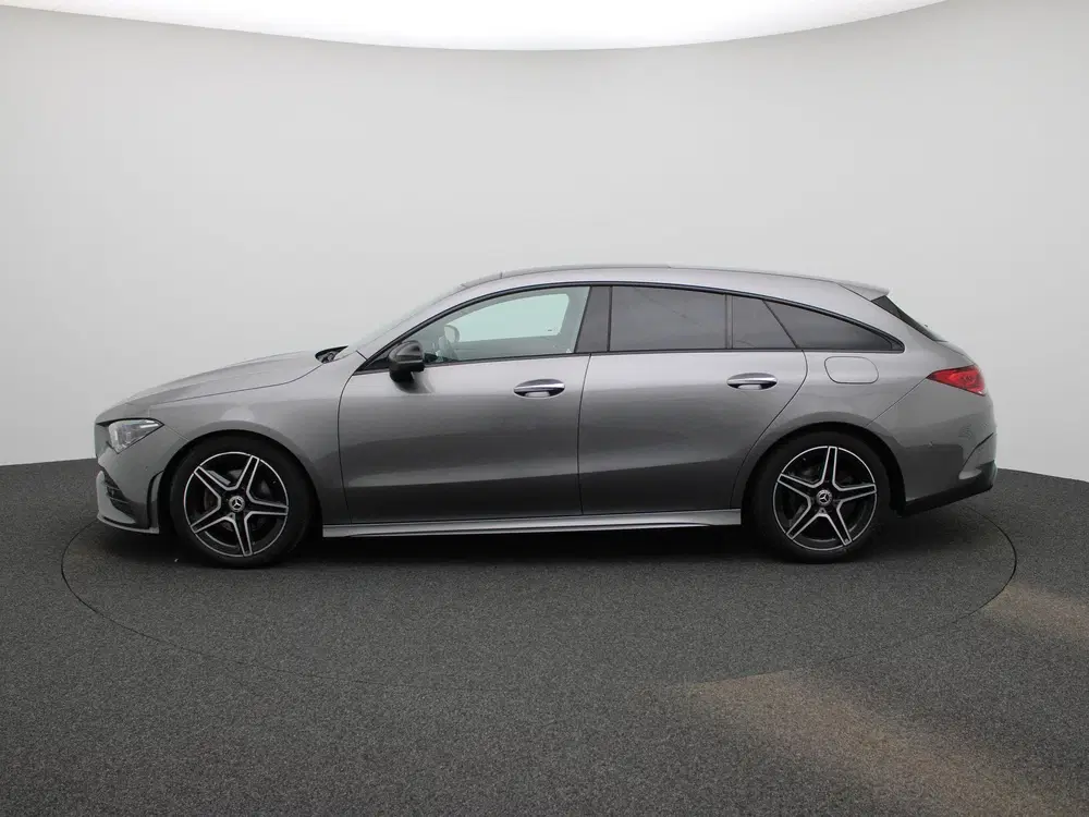 Mercedes-Benz CLA 180 Business Solutio uit 2022, foto 4