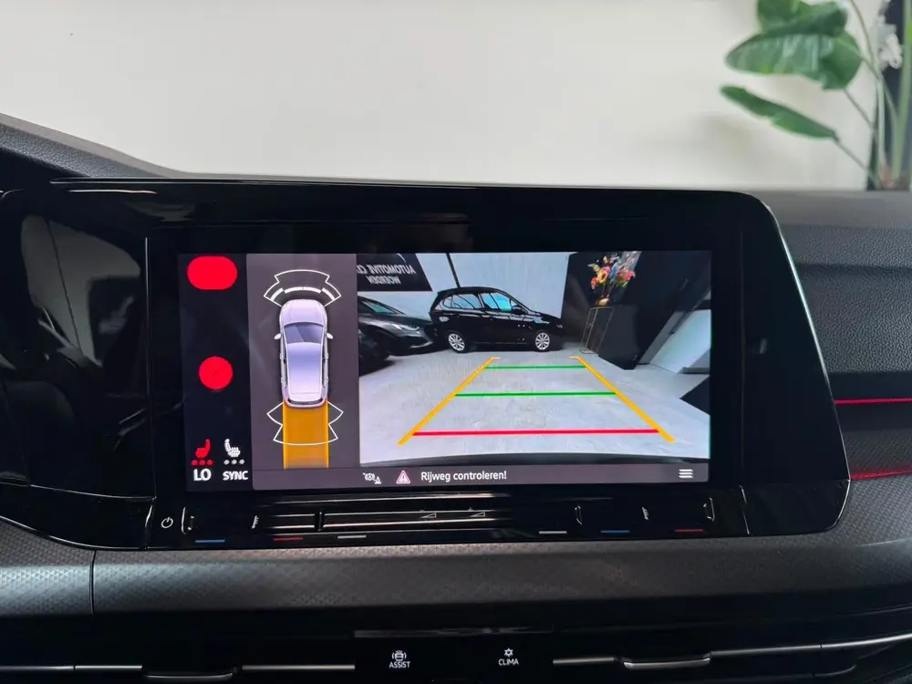 Volkswagen Golf 2.0 TDI Business AUT LED SFEERVERLICHTING CA uit 2021, foto 11