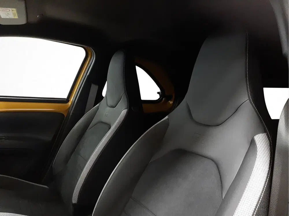 Toyota Aygo X Hybrid 115 GR Sport uit 2025, foto 16