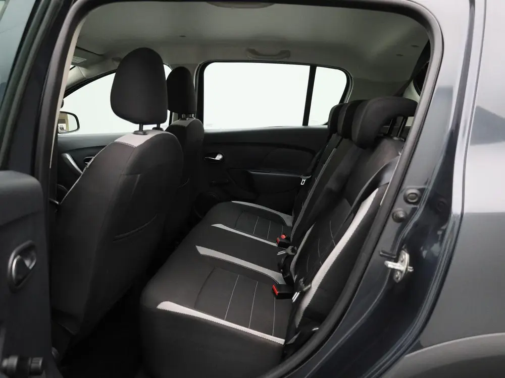 Dacia Sandero 1.0 TCe 100 Stepway Plus | NAVIGATIE | CRUISE uit 2020, foto 10