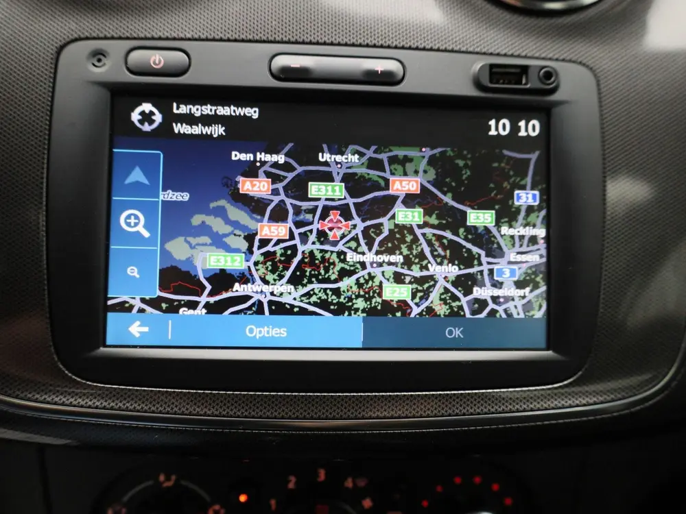 Dacia Sandero 1.0 TCe 100 Stepway Plus | NAVIGATIE | CRUISE uit 2020, foto 16