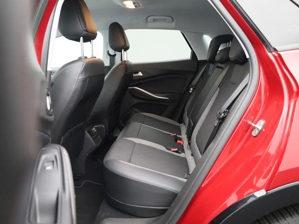 Opel Grandland 1.6 Turbo Plug-In Hybrid GS Line uit 2022, foto 12