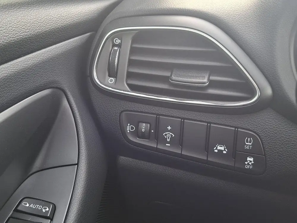 Hyundai i30 1.4 T-GDI Comfort uit 2019, foto 10