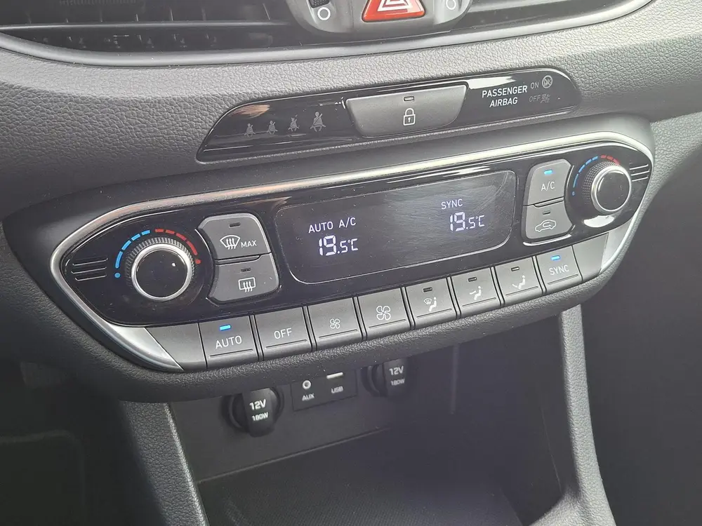 Hyundai i30 1.4 T-GDI Comfort uit 2019, foto 13