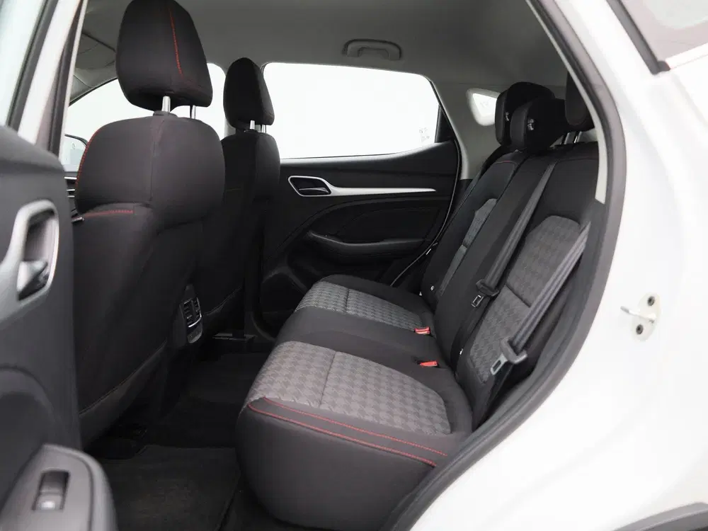 MG ZS Standard Range 50kWh Comfort uit 2023, foto 12