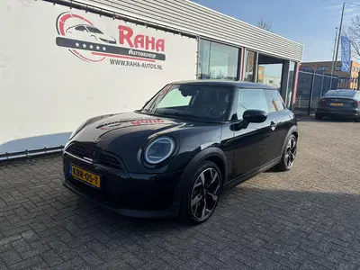 Mini Cooper C 1.5 Cooper C Essential XS uit 2025