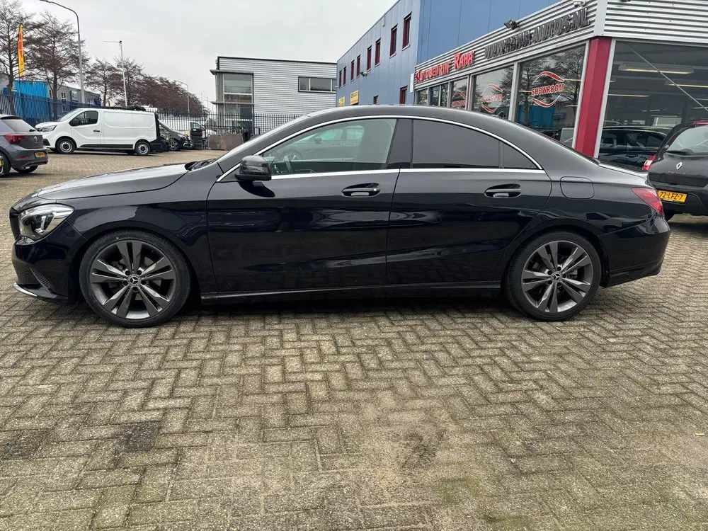 Mercedes-Benz CLA 180 Business Solution AMG Upgrade E uit 2019, foto 8