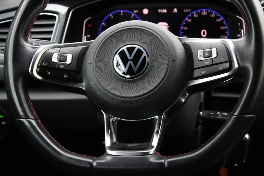 Volkswagen T-Roc 1.5 TSI DSG 2x R-line - LED - Trekhaak uit 2022, foto 14