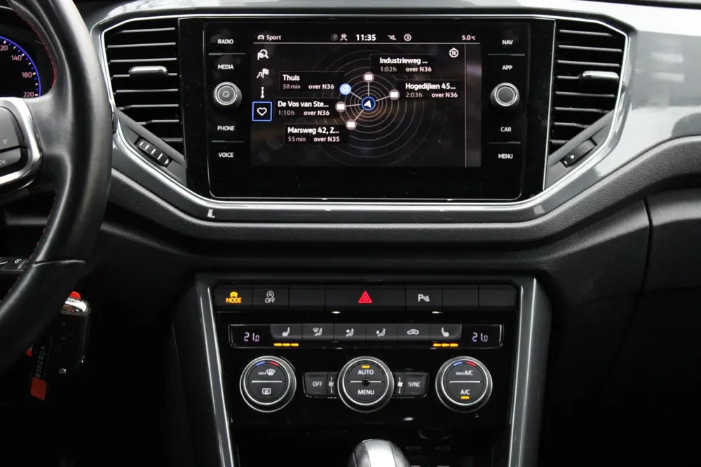 Volkswagen T-Roc 1.5 TSI DSG 2x R-line - LED - Trekhaak uit 2022, foto 15