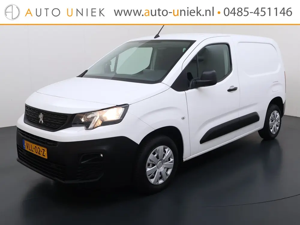 Peugeot Partner 1.2 PureTech Premium BENZINE Navi uit 2021