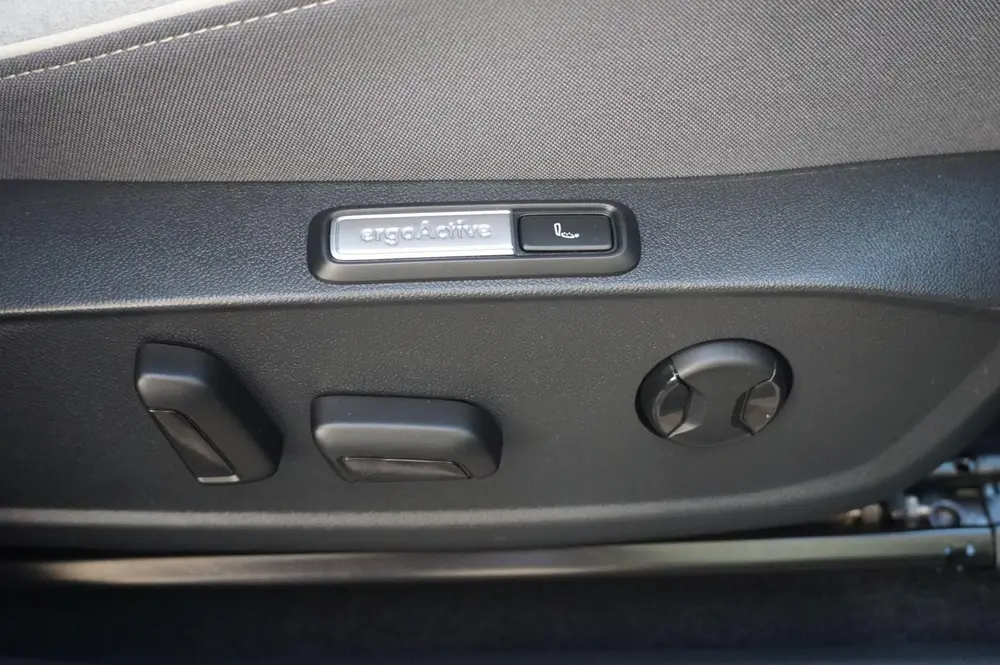 Volkswagen ID.3 204pk First Max 58 kWh | SoH 93% | Panoramad uit 2020, foto 18