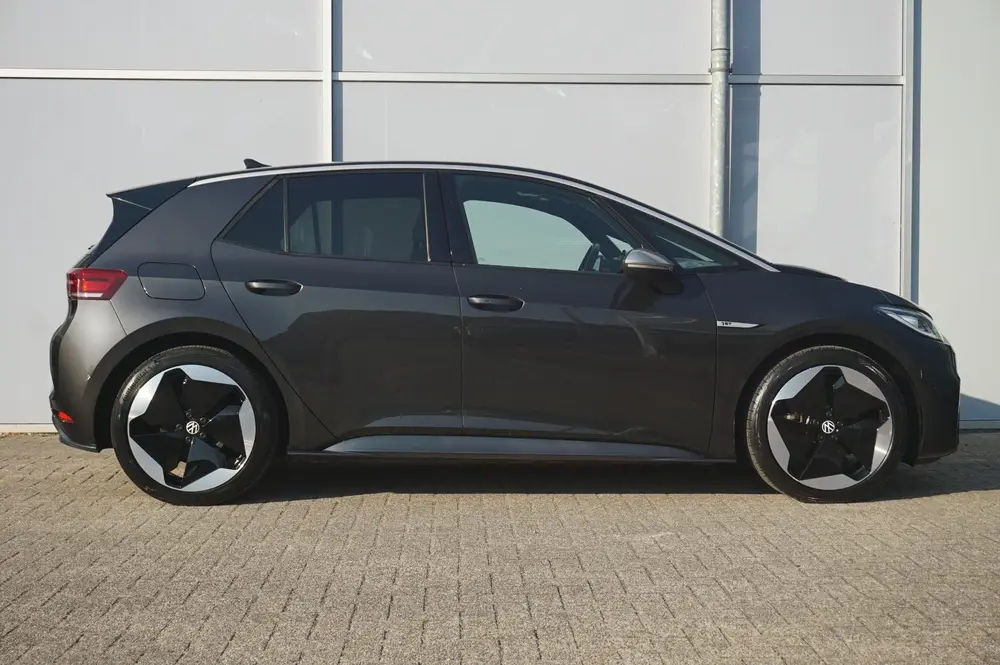 Volkswagen ID.3 204pk First Max 58 kWh | SoH 93% | Panoramad uit 2020, foto 3