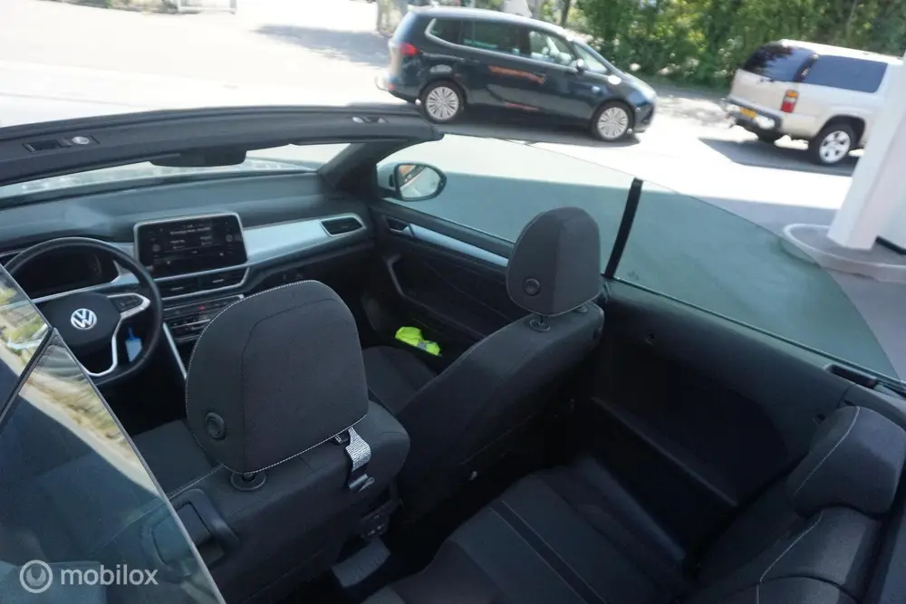 Volkswagen T-Roc Cabrio 1.5 TSI R-Line ( 1e eigenaar ! ) uit 2023, foto 17