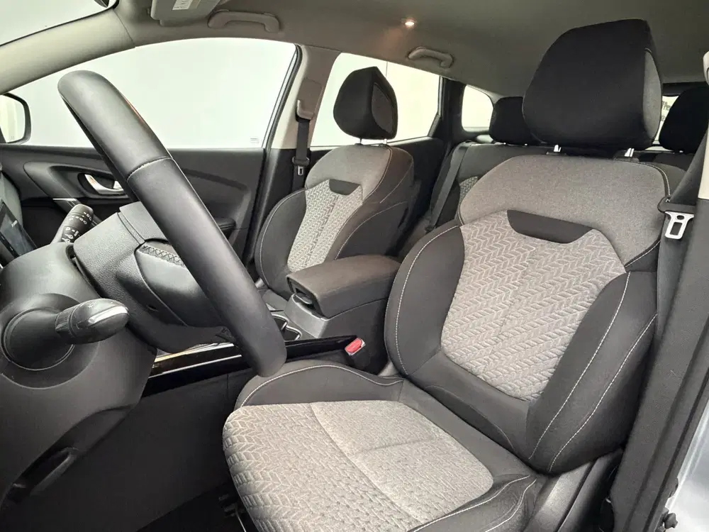 Renault Kadjar 1.3 TCe 140PK Limited uit 2022, foto 4