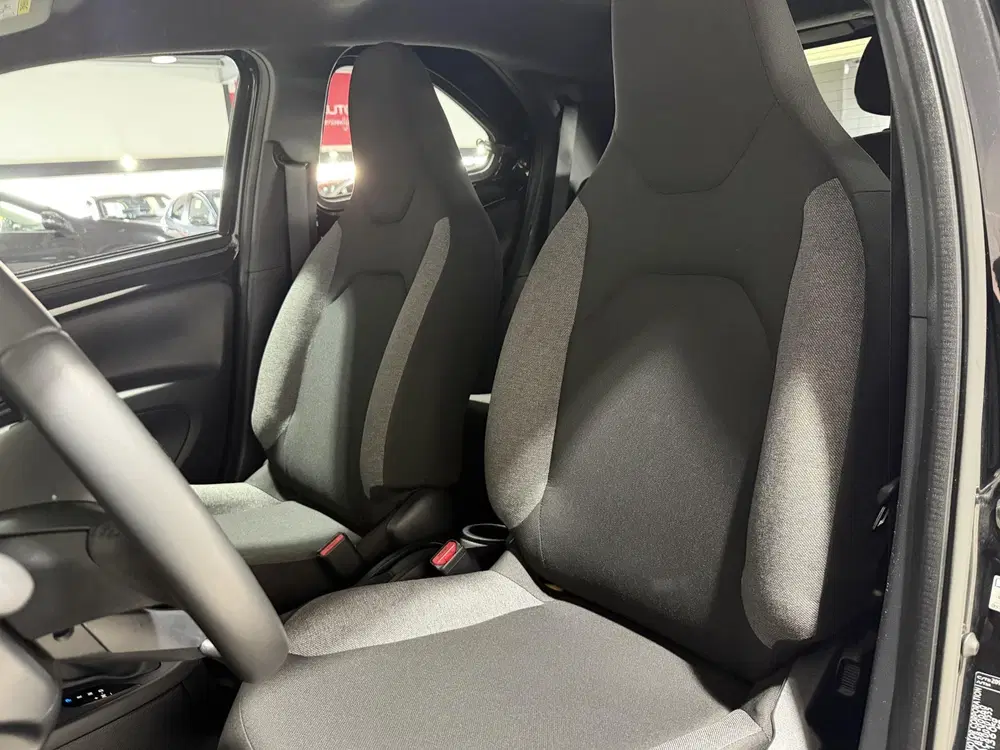 Toyota Aygo X 1.0 VVT-i S-CVT Play Apple CarPlay uit 2024, foto 3