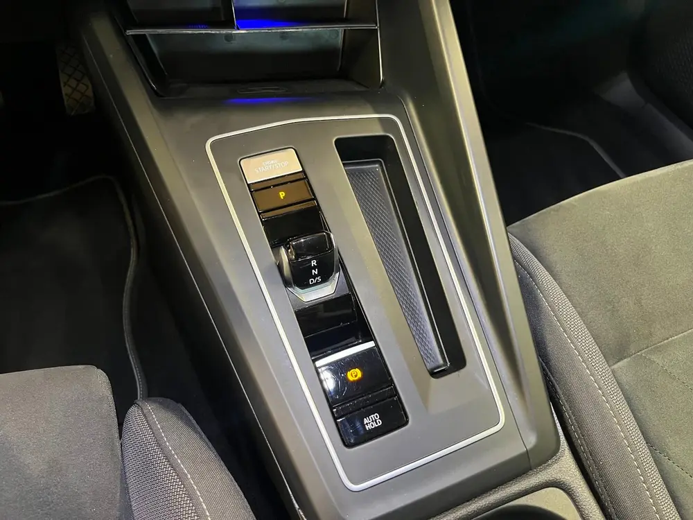 Volkswagen GOLF 1.5 eTSI Style uit 2020, foto 11