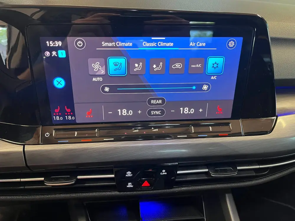Volkswagen GOLF 1.5 eTSI Style uit 2020, foto 12