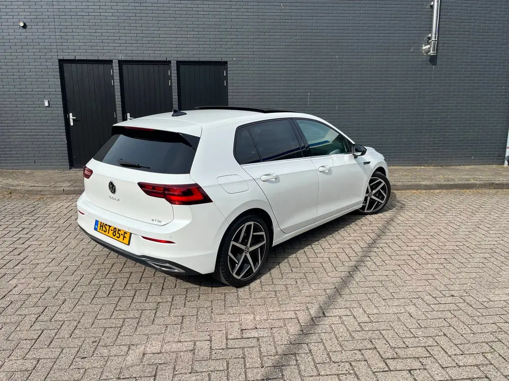 Volkswagen GOLF 1.5 eTSI Style uit 2020, foto 2