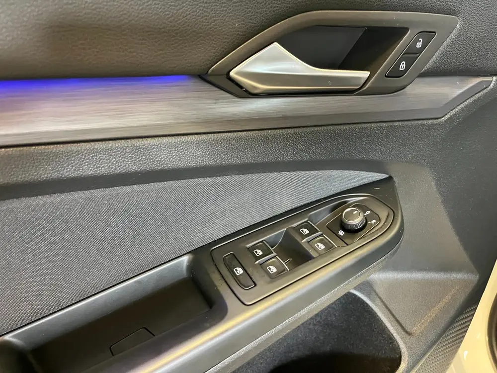 Volkswagen GOLF 1.5 eTSI Style uit 2020, foto 7