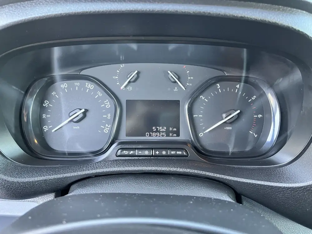 Citroën Jumpy 1.5 BleuHDi XL Marge BTW en BPM vrij Airco uit 2019, foto 12