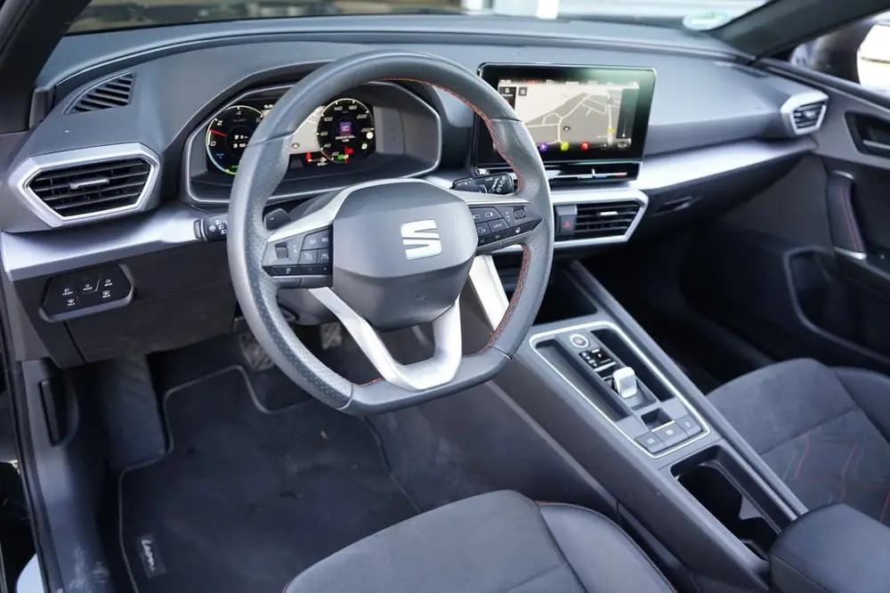 SEAT Leon 1.4 TSI eHybrid PHEV FR 204PK Pano Cam Virtual Led uit 2020, foto 3