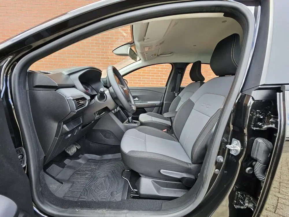 Dacia Sandero 1.0 TCe 90 Extreme Automaat 1e eigenaa uit 2024, foto 3