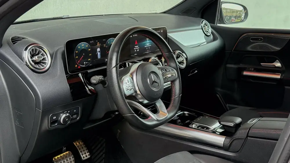 Mercedes-Benz B-Klasse 220 4MATIC Premium Plus AMG Styling uit 2019, foto 15