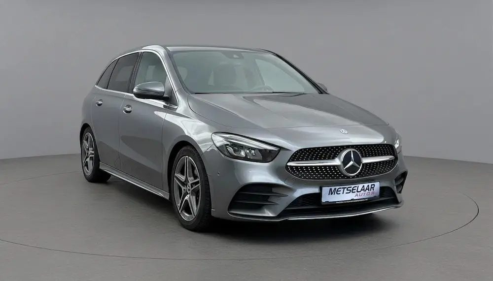 Mercedes-Benz B-Klasse 220 4MATIC Premium Plus AMG Styling uit 2019, foto 5