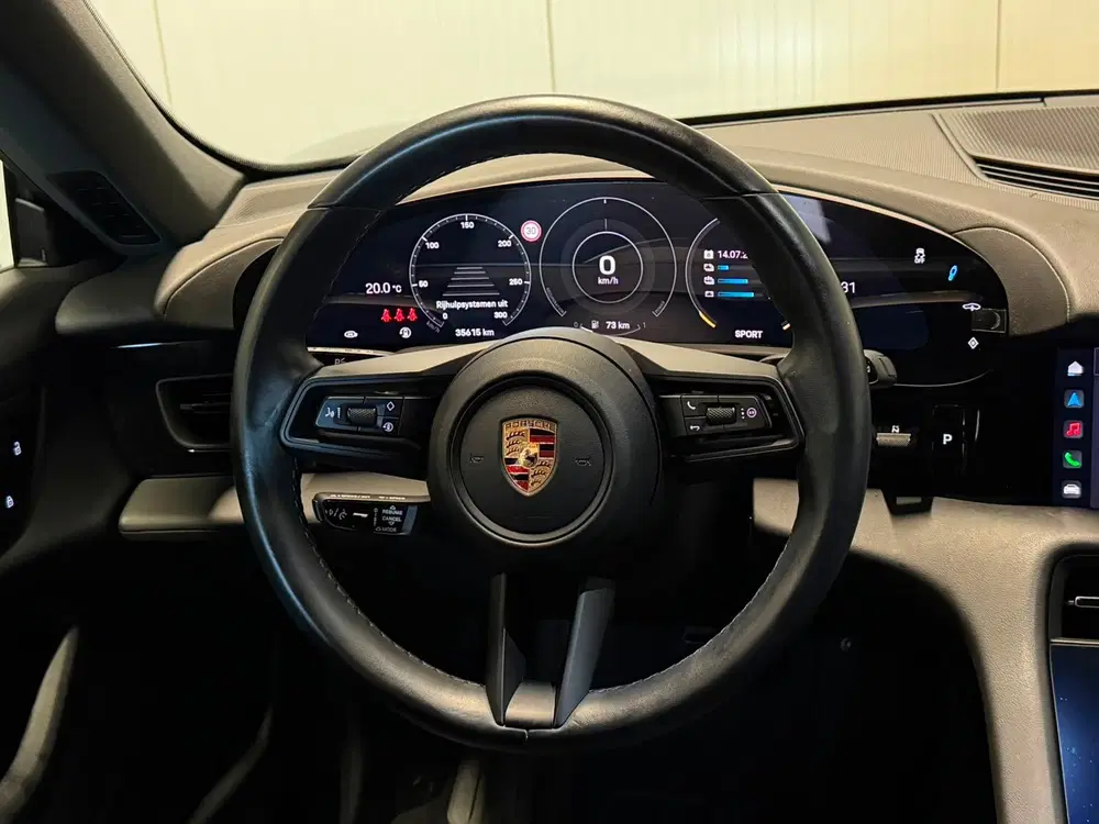 Porsche Taycan 4 93 kWh Panodak Luchtvering Ac uit 2023, foto 10