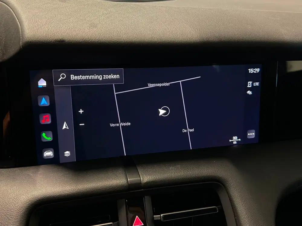 Porsche Taycan 4 93 kWh Panodak Luchtvering Ac uit 2023, foto 20