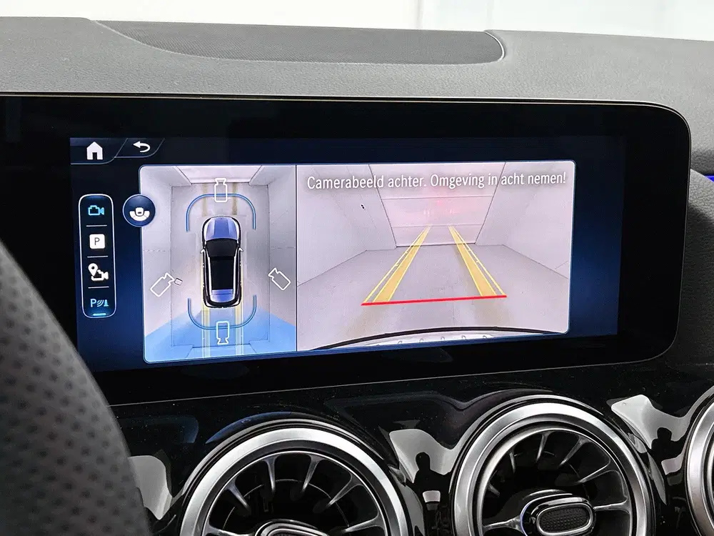 Mercedes-Benz GLA 250 e Business Solution AMG uit 2025, foto 15
