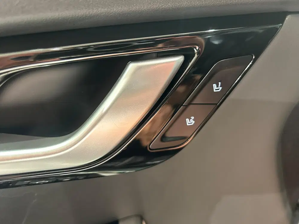 Kia EV6 77 uit 2023, foto 13