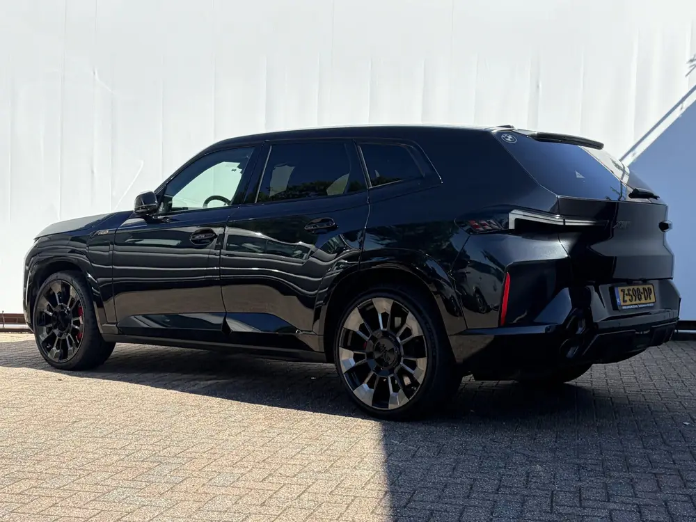 BMW XM PHEV 30 kWh Driving Assistant Professional uit 2024, foto 12