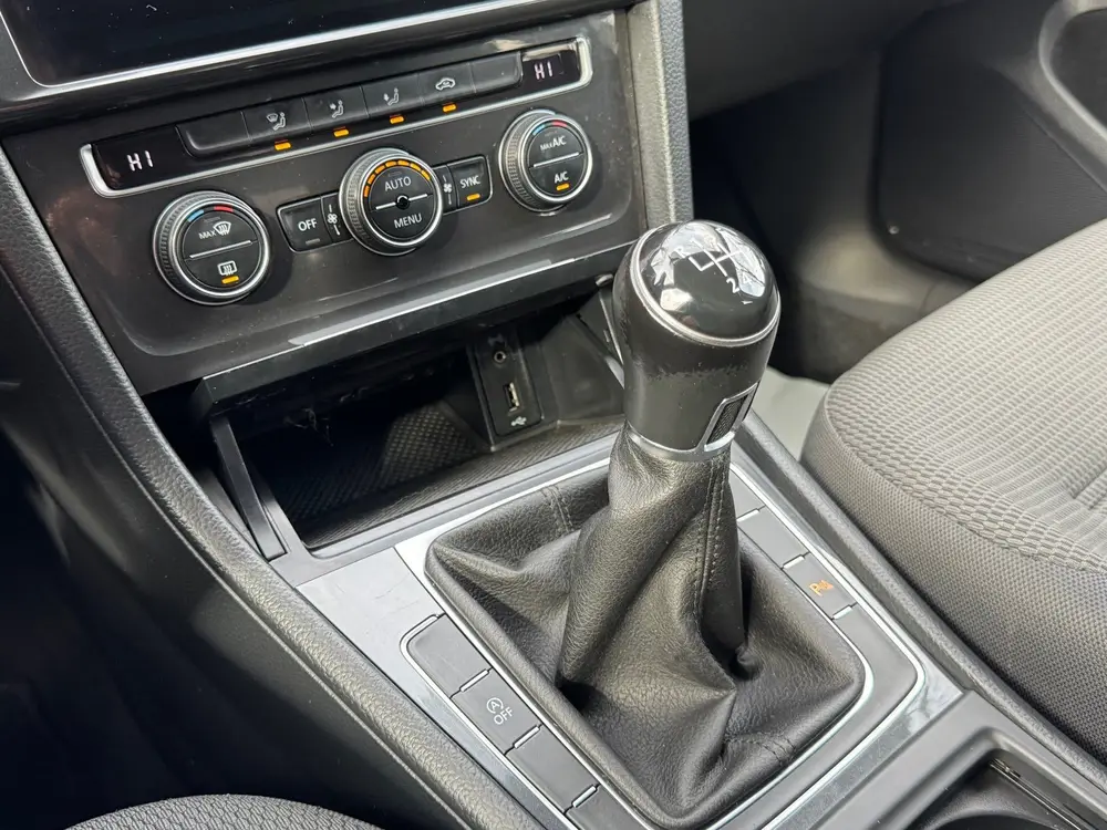 Volkswagen Golf 1.0 TSI Comfortline Adaptieve Cruise Control uit 2019, foto 19
