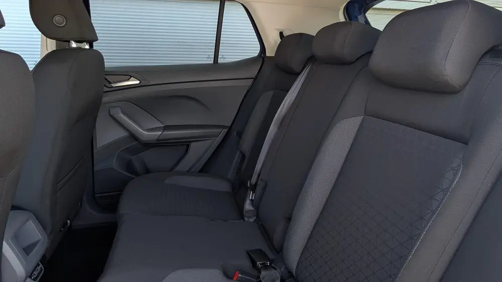 Volkswagen T-Cross 1.0 TSI 95pk Life | Navigatie | App Conne uit 2020, foto 18