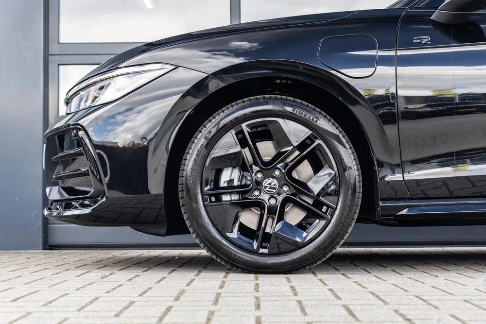 Volkswagen Passat Variant 1.5 eHybrid DSG 204pk R-Line Editi uit 2026, foto 13