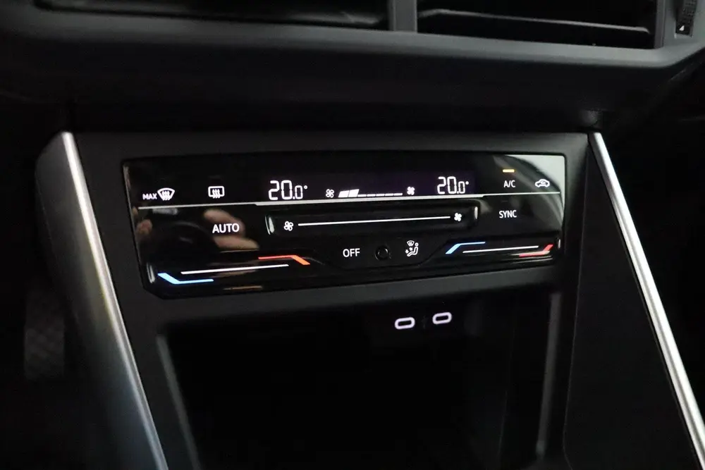 Volkswagen Taigo 1.0 TSI Life |Cruise|PDC| uit 2022, foto 6