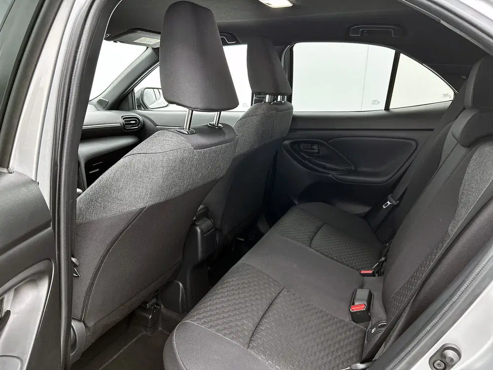 Toyota Yaris Cross 1.5 Hybrid 115 First Edition + uit 2024, foto 17
