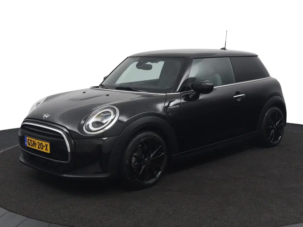 Mini Cooper 1.5 Cooper Classic zwart automaat uit 2023, foto 9