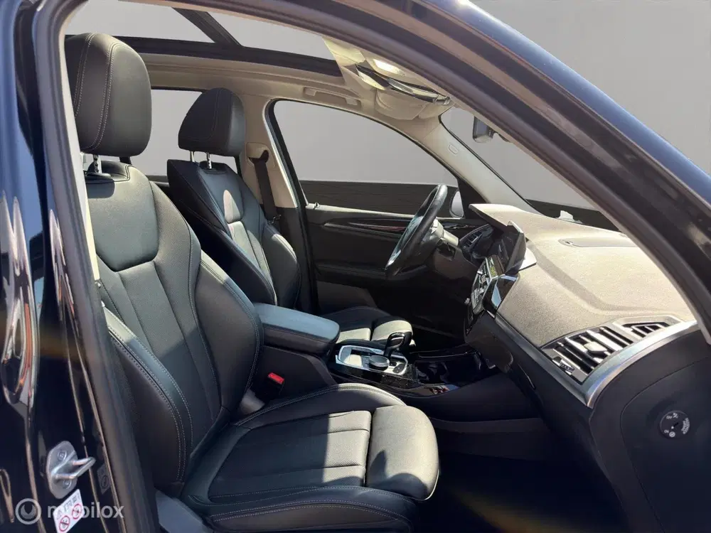 BMW X3 xDrive30e uit 2023, foto 19