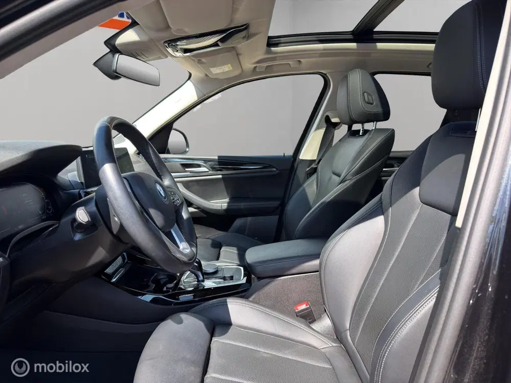 BMW X3 xDrive30e uit 2023, foto 7